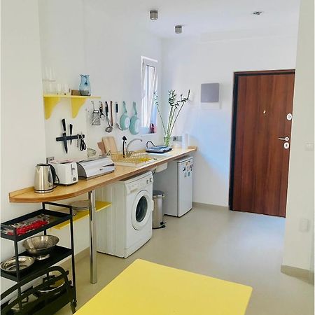 Your Lovely Central Home In Buzzing Exarchia Athens Luaran gambar